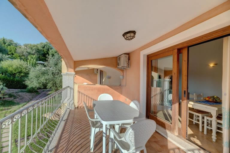Badus B4 - Balcony